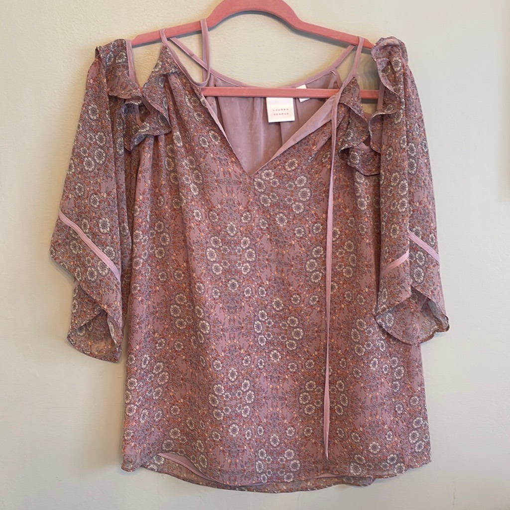 Lauren Conrad Cold Shoulder Blouse Size Xs